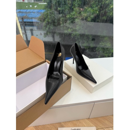 YSL Sandals For Women in 221629