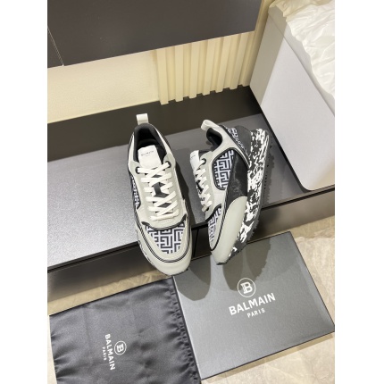 Balmain Shoes for Men in 221698