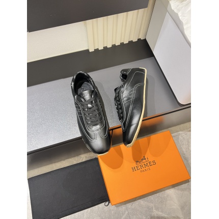 Hermes Sneakers For Men in 221789