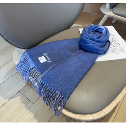 Burberry Cashmere Scarf in 222210