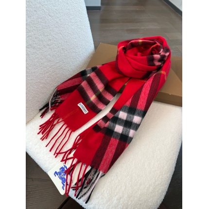 Burberry Cashmere Scarf in 222234