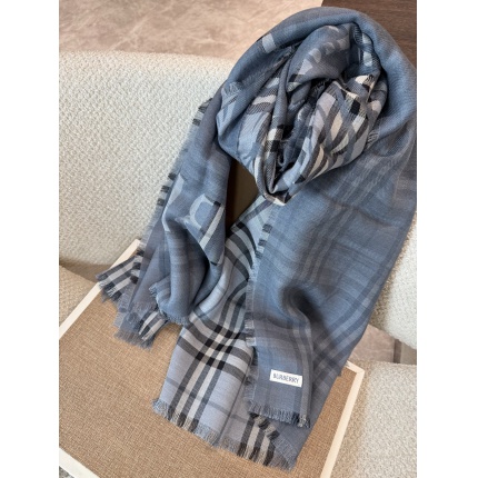 Burberry Cashmere Scarf in 222241