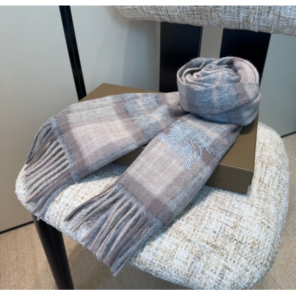 Burberry Cashmere Scarf in 222257