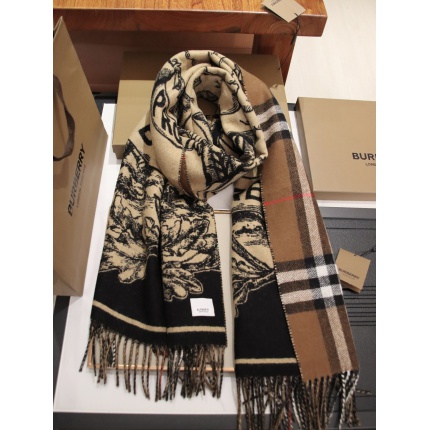Burberry Cashmere Scarf in 222307
