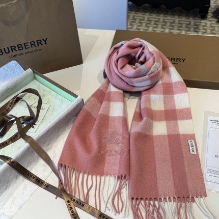 Burberry Cashmere Scarf in 222314