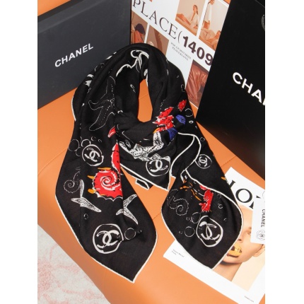 Chanel Scarf in 222334