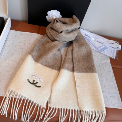 Chanel Scarf in 222344