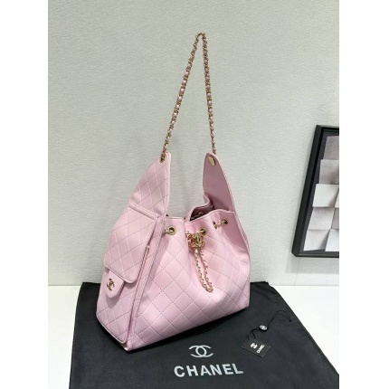Chanel AAA quality Handbags in 222361