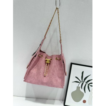 Chanel AAA quality Handbags in 222362