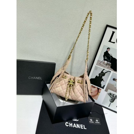 Chanel AAA quality Handbags in 222373