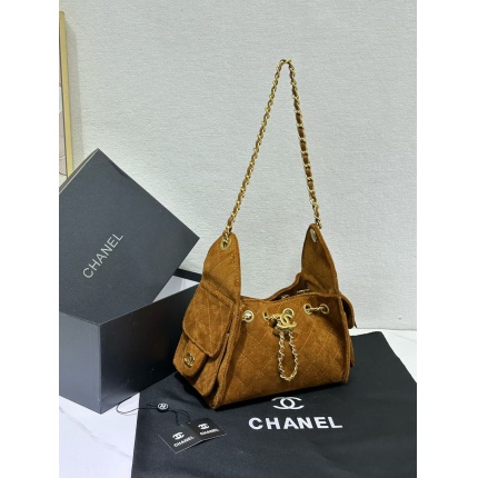 Chanel AAA quality Handbags in 222375