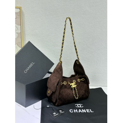 Chanel AAA quality Handbags in 222381