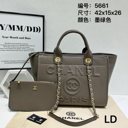 Chanel AAA quality Handbags in 222412