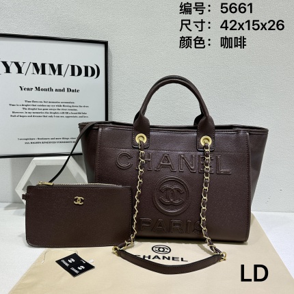 Chanel AAA quality Handbags in 222414