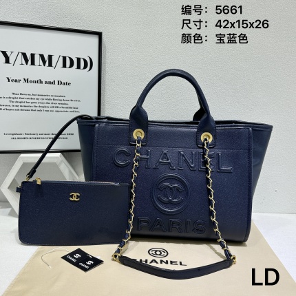 Chanel AAA quality Handbags in 222415