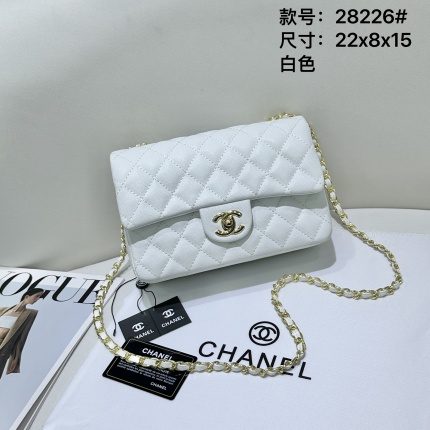 Chanel AAA quality Handbags in 222419