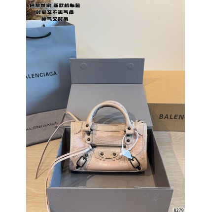 Balenciaga high quality Handbags in 222485