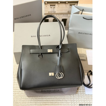 Balenciaga high quality Handbags in 222489