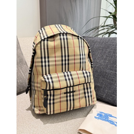 Burberry Backpack Bags in 222518