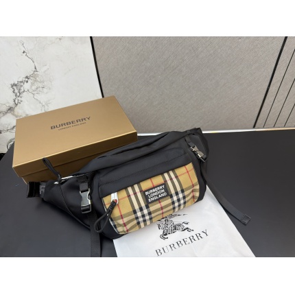 Burberry AAA quality Bags For Men in 222520