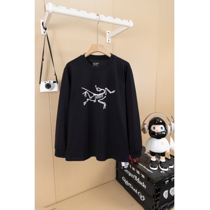 ARC TERYX Long-Sleeved T-Shirt for Men in 222528