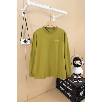 ARC TERYX Long-Sleeved T-Shirt for Men in 222533