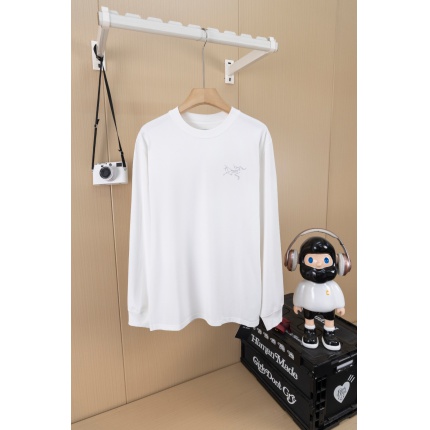 ARC TERYX Long-Sleeved T-Shirt for Men in 222538