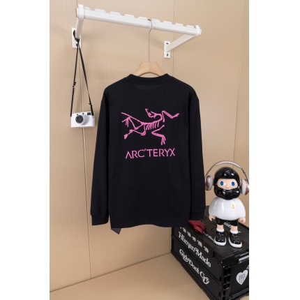 ARC TERYX Long-Sleeved T-Shirt for Men in 222562