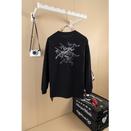 ARC TERYX Long-Sleeved T-Shirt for Men in 222574