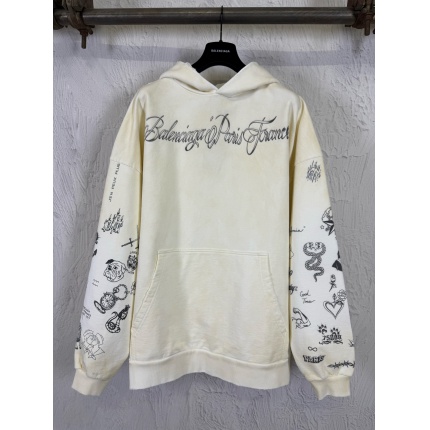 Balenciaga Hoodies for Men in 222627