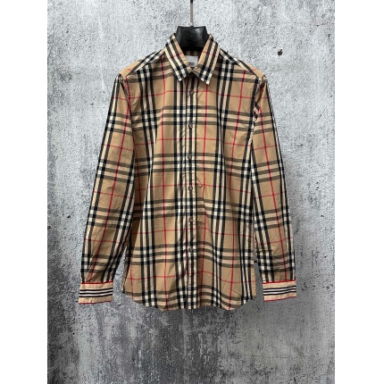 Burberry Long-Sleeved Polo Shirts for Men in 222704