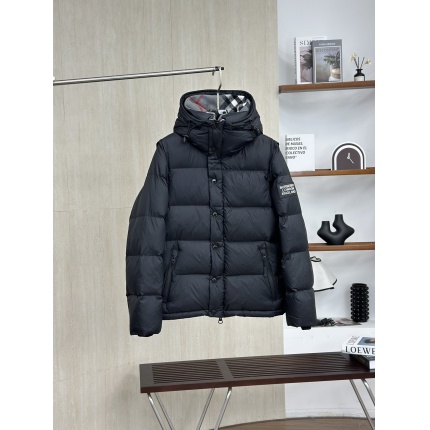 Burberry Trench Coats For Men in 222721