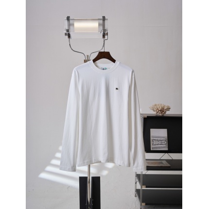 Burberry Long-Sleeved T-Shirts for Men in 222742