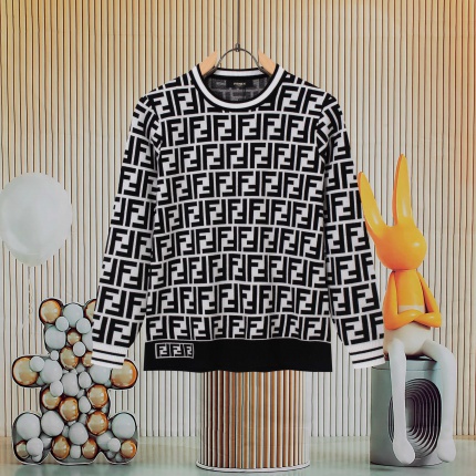 Fendi Sweaters for Women in 222896