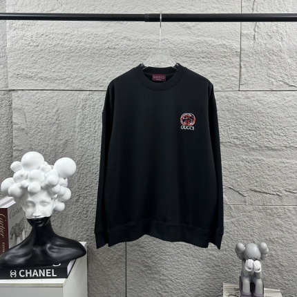 Gucci Hoodies for Men in 222968