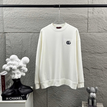 Gucci Hoodies for Men in 222970