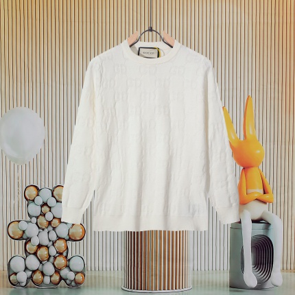 Gucci Sweaters for Women in 222986