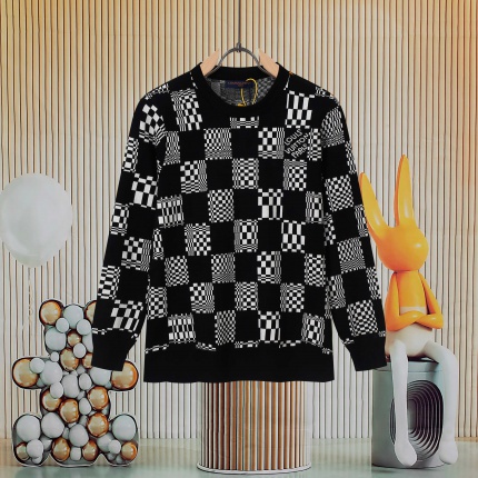 Louis Vuitton  Sweaters for Men in 223121