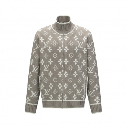 Louis Vuitton  Sweaters for Men in 223128