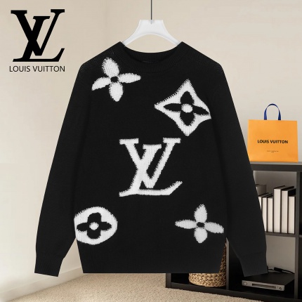 Louis Vuitton  Sweaters for Men in 223166