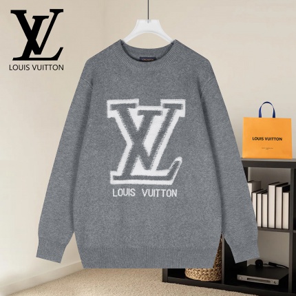Louis Vuitton  Sweaters for Men in 223171