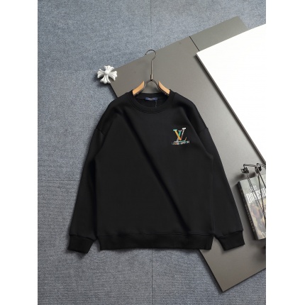 Louis Vuitton Hoodies for Men in 223185