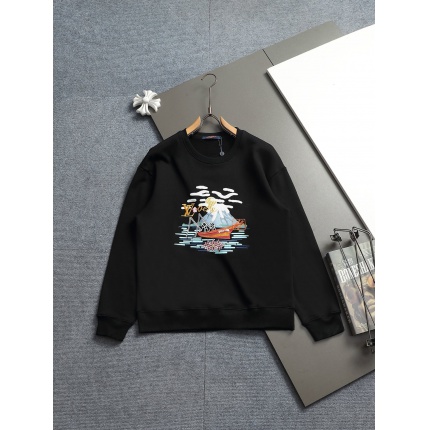 Louis Vuitton Hoodies for Men in 223187