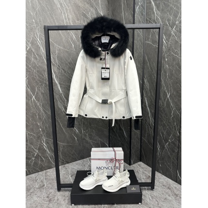 Moncle Thick Coats For Women in 223235