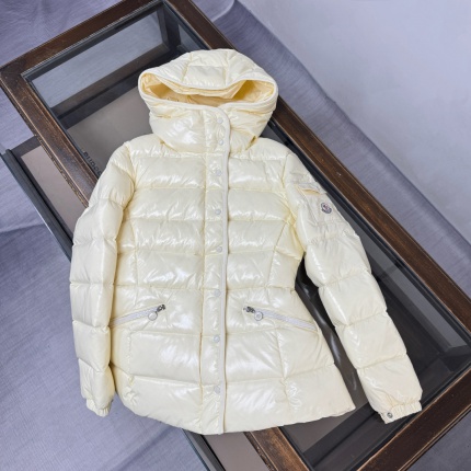 Moncle Thick Coats For Women in 223260