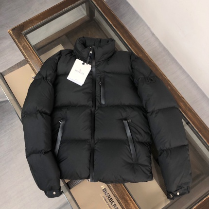 Moncle Thick Coats For Men in 223271