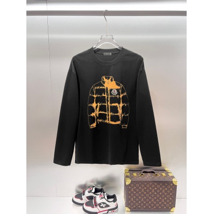 Moncler Long-Sleeved T-shirts for Men in 223280