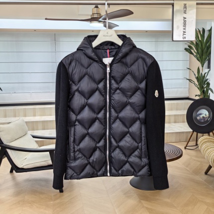 Moncle Thick Coats For Men in 223302