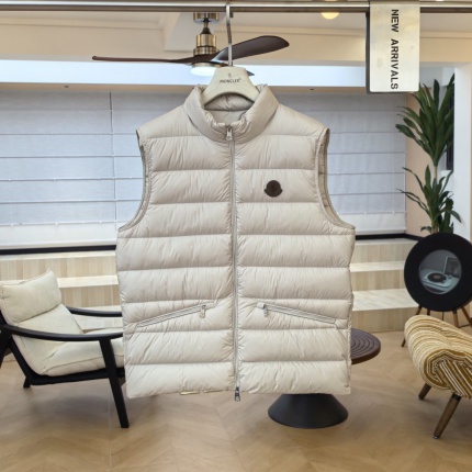 Moncle Thick Coats For Men in 223329