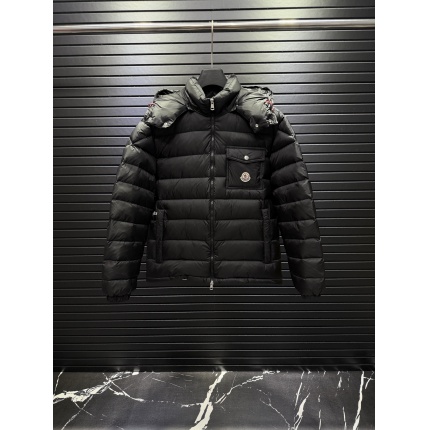 Moncle Thick Coats For Men in 223350